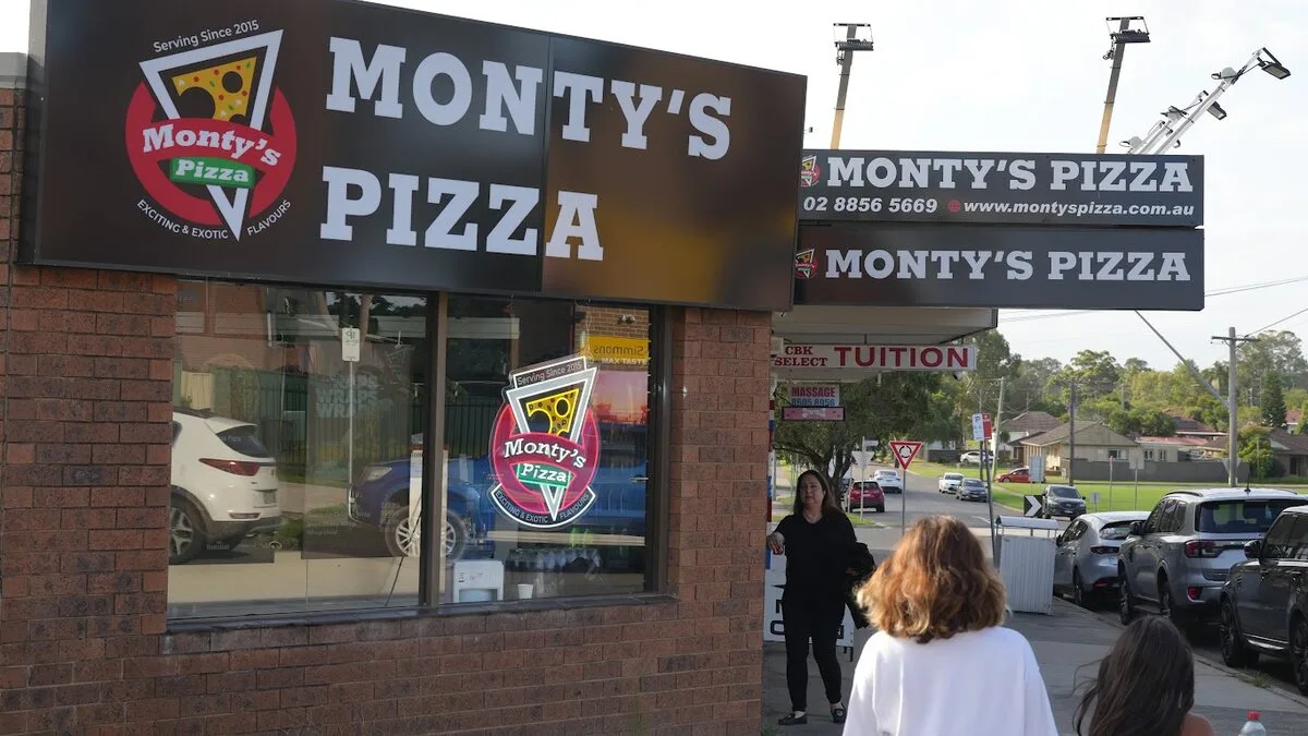 Shopfront of Monty's Pizza Riverstone